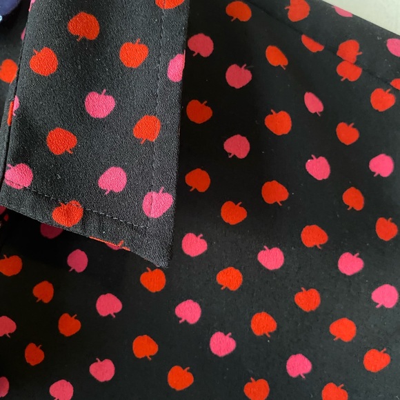 Jones New York Blouse Button Top Apples Black Large - Picture 5 of 8